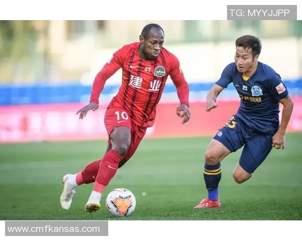 数据分析助力现代球队备战策略优化与竞技表现提升的研究探讨